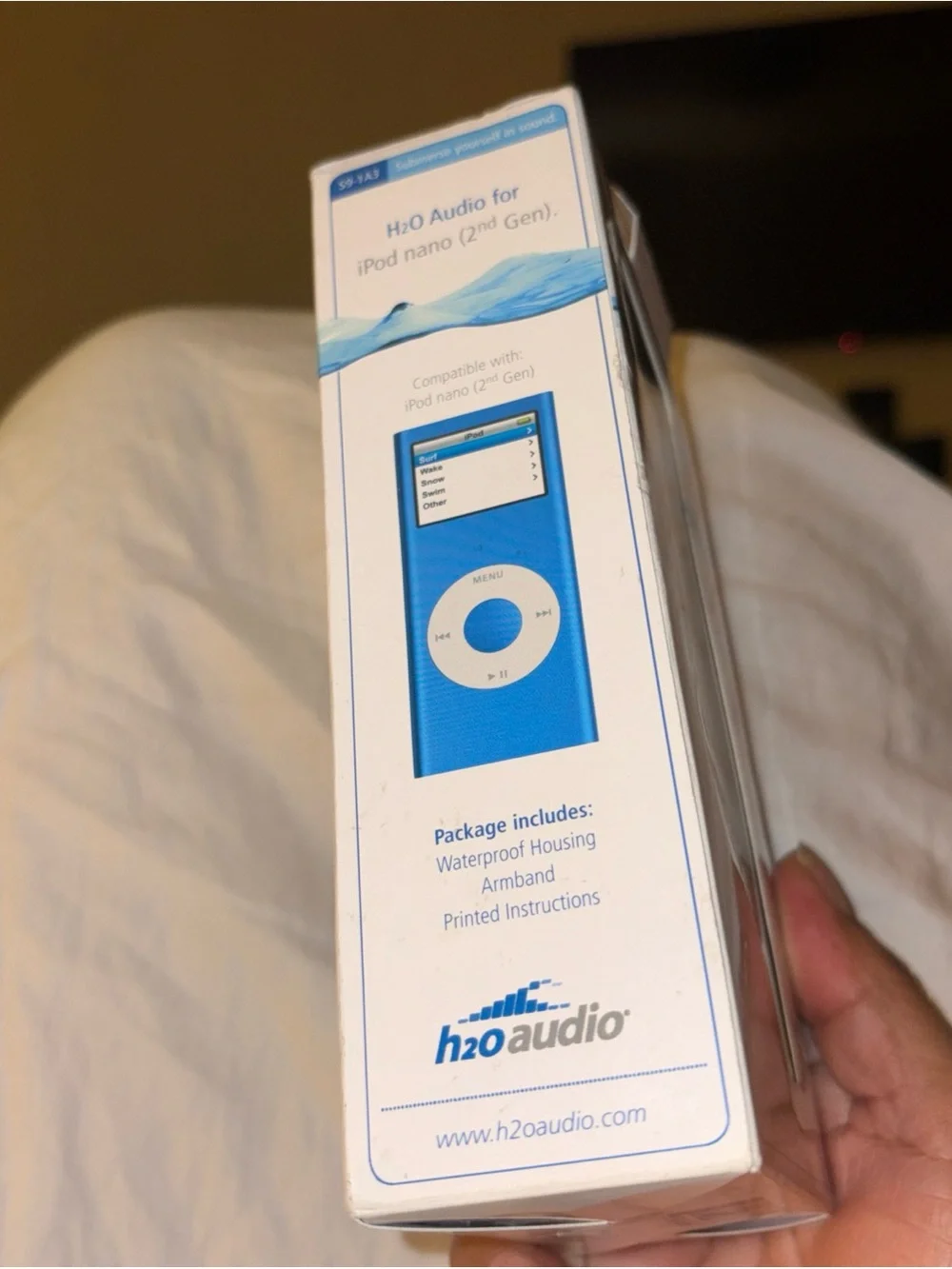 Apple retail packaging